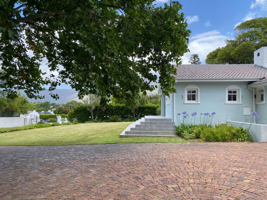 6 Bedroom Property for Sale in Constantia Western Cape